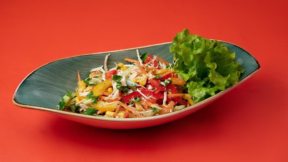 Toyuq Salatı